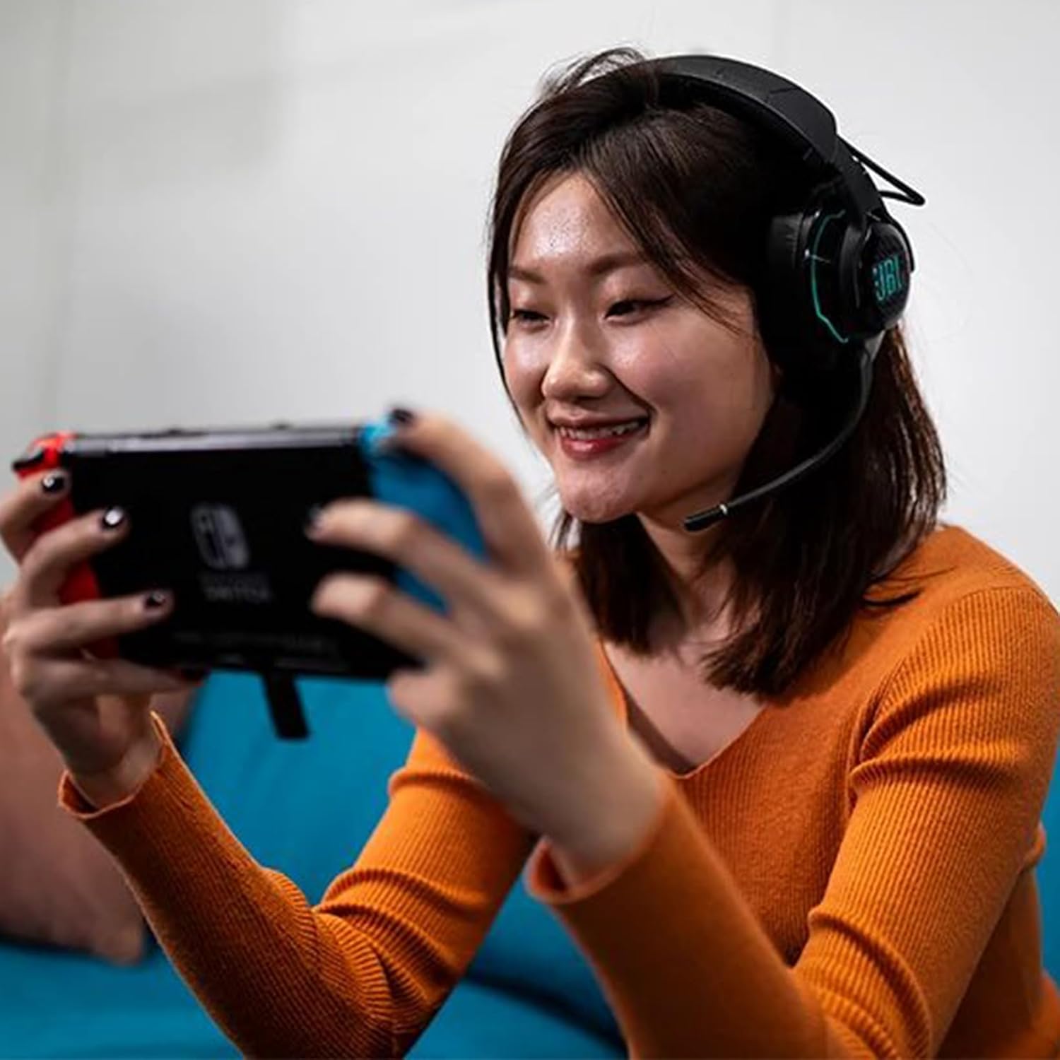 JBL Quantum 910 Wireless Over Ear Gaming Headset with Mic, ANC, 50mm Neodymium Drivers, Spatial Audio, Integrated Head Tracking, 39H Playtime, Low Latency, Boom Mic, 2.4GHz Wireless Dongle (Black) - Zapnet.in